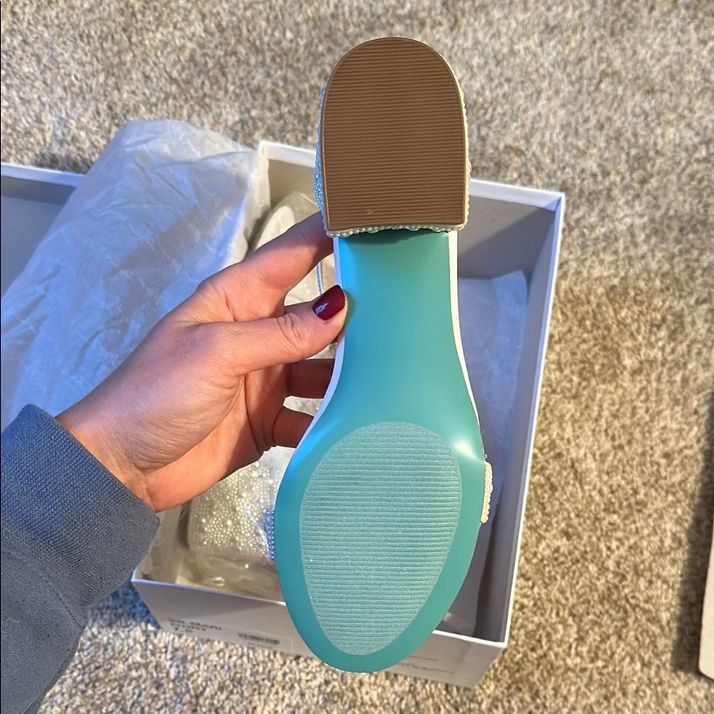 Betsey Johnson Silver Heels - Picture 6 of 6